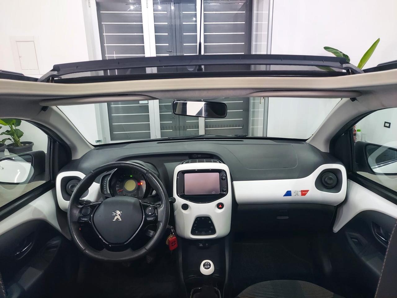 Peugeot 108 5P ALLURE TOP CABRIO