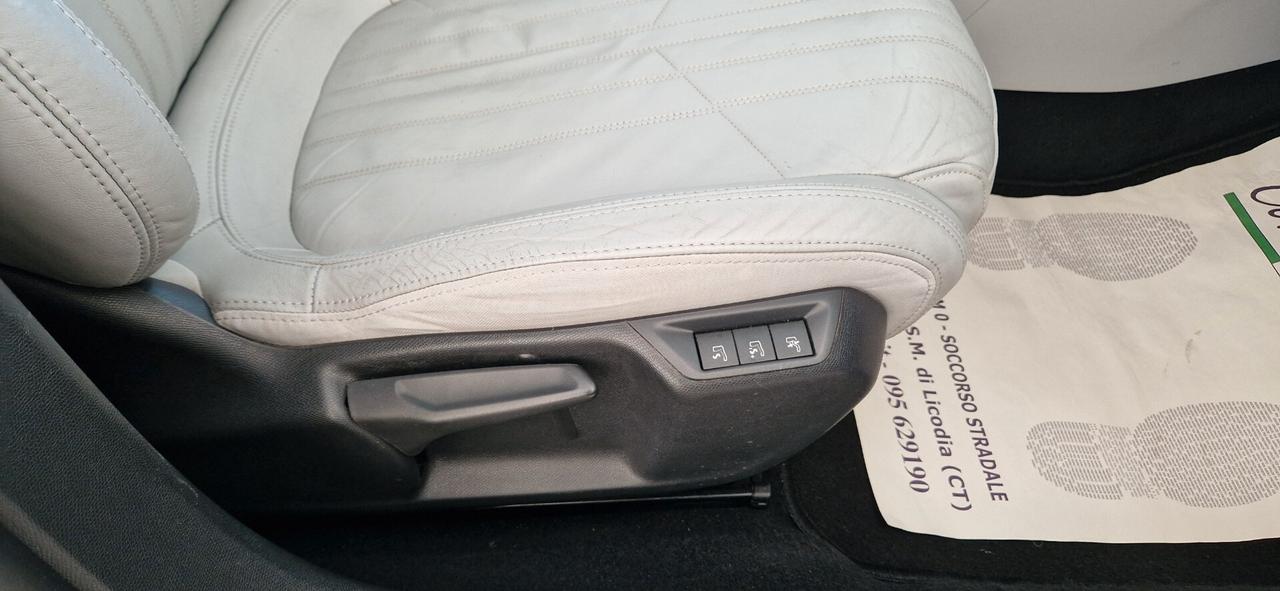 Peugeot 308 1.6 HDi 115cv ALLURE * Tetto Panoramico , Led , Retrocam. *