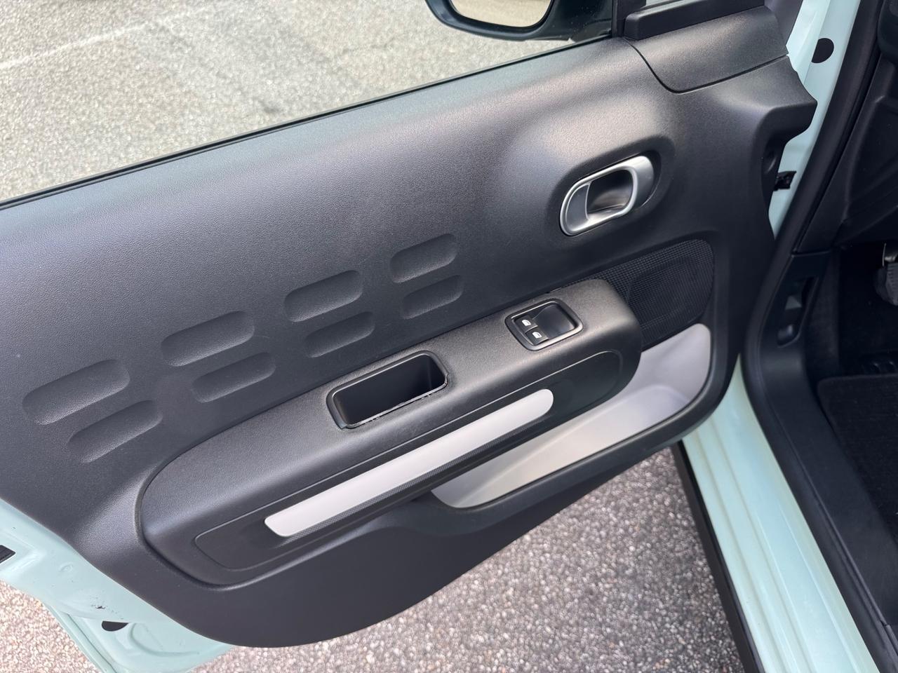 Citroen C3 PureTech 82 Shine neopatentati euro 6E