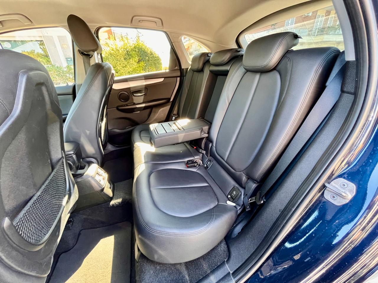 Bmw 2er Active Tourer 218d Advantage