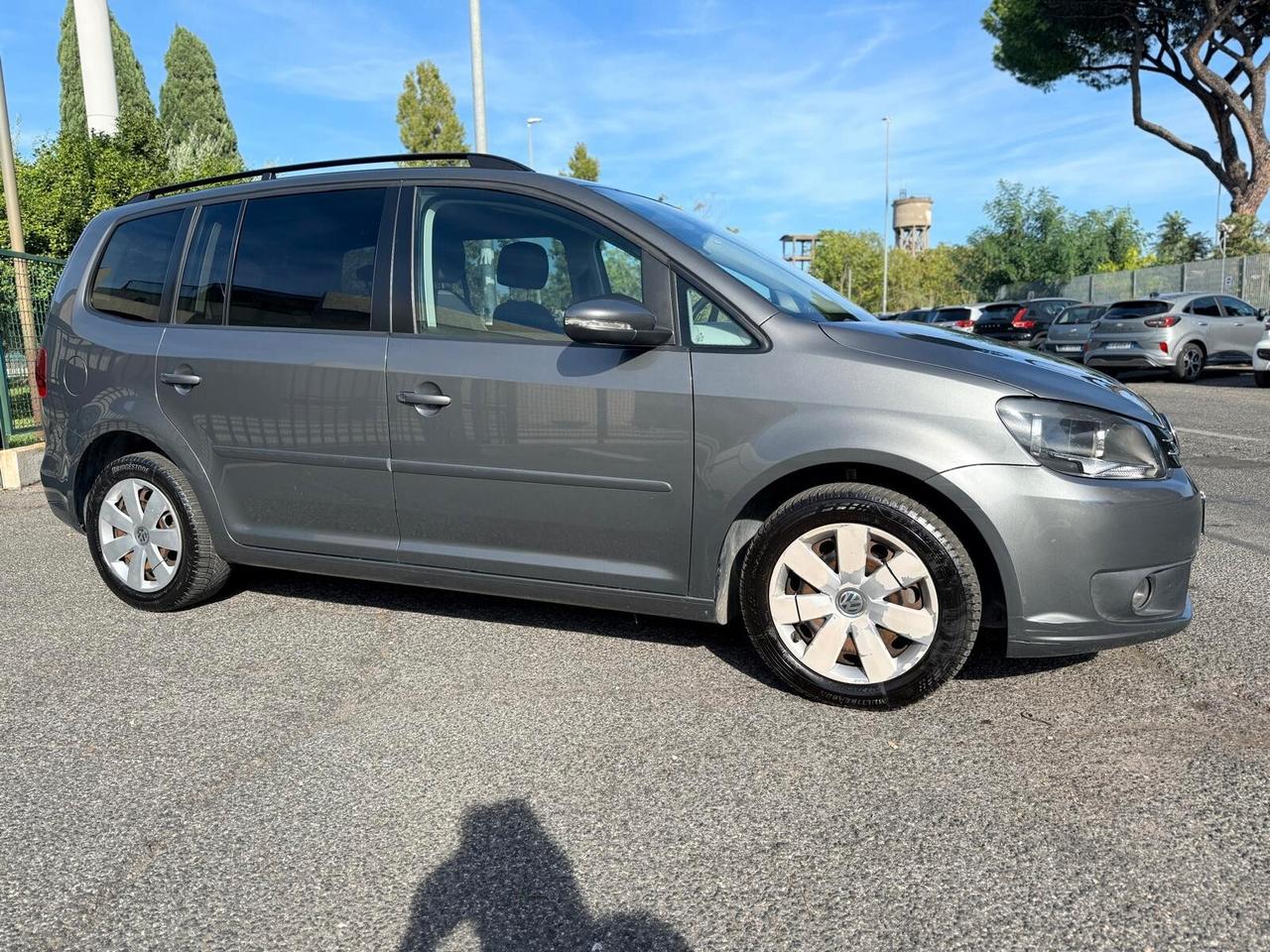 Volkswagen Touran 1.6 TDI UNIPRO 7 POSTI