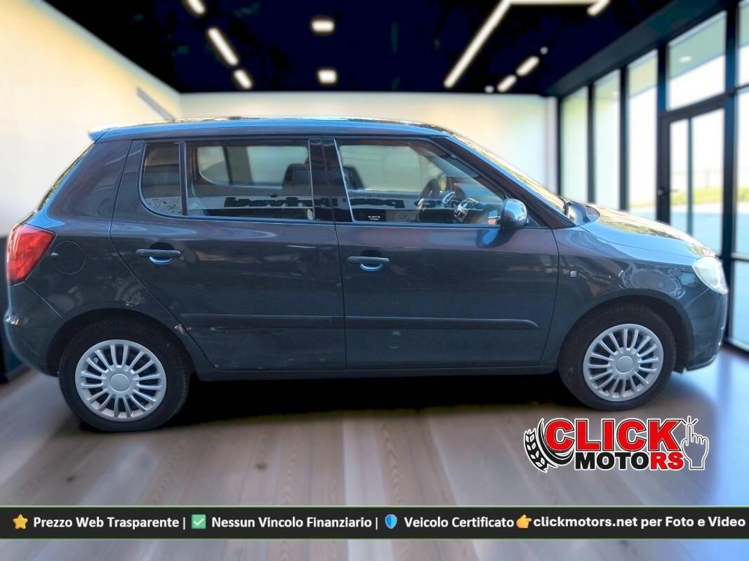 Skoda Fabia 5 Porte Fabia II 2010 Berlina Fabia 1.4 tdi Style 70cv