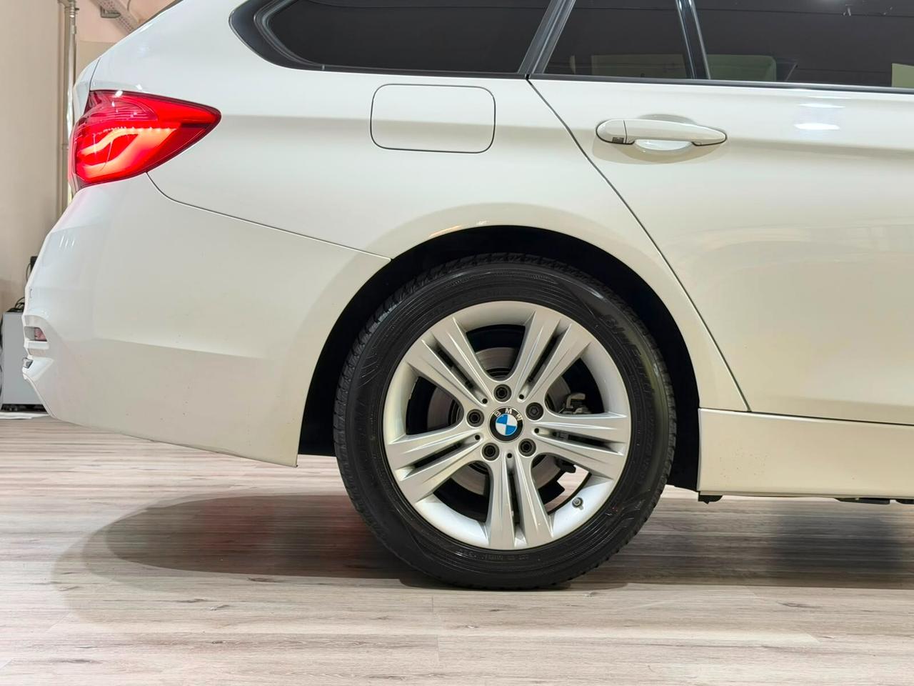 BMW 318D TOURING XDRIVE 2.0 150cv GANCIO TRAINO