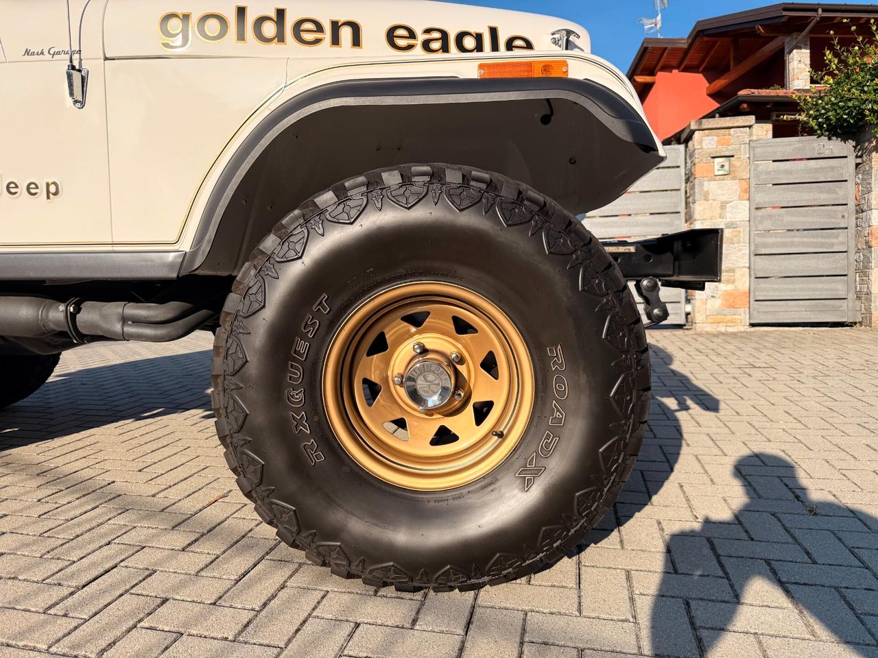 Jeep CJ-7 Golden Eagle