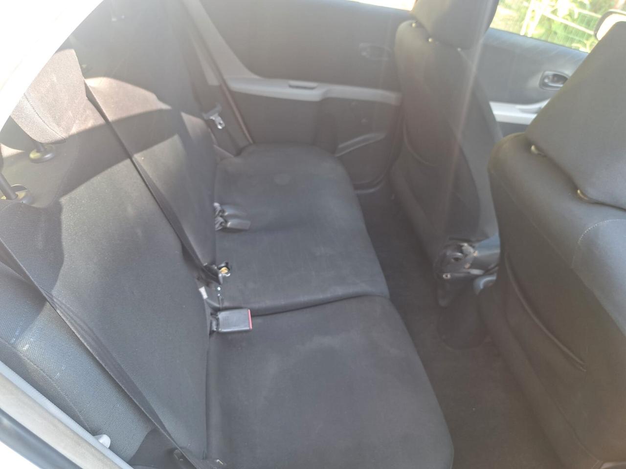 Toyota Yaris 1.0 5 porte