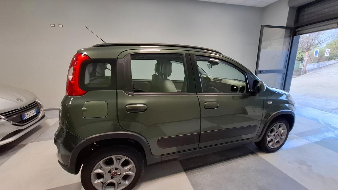 Fiat Panda 0.9 TwinAir Turbo Natural Power Trekking