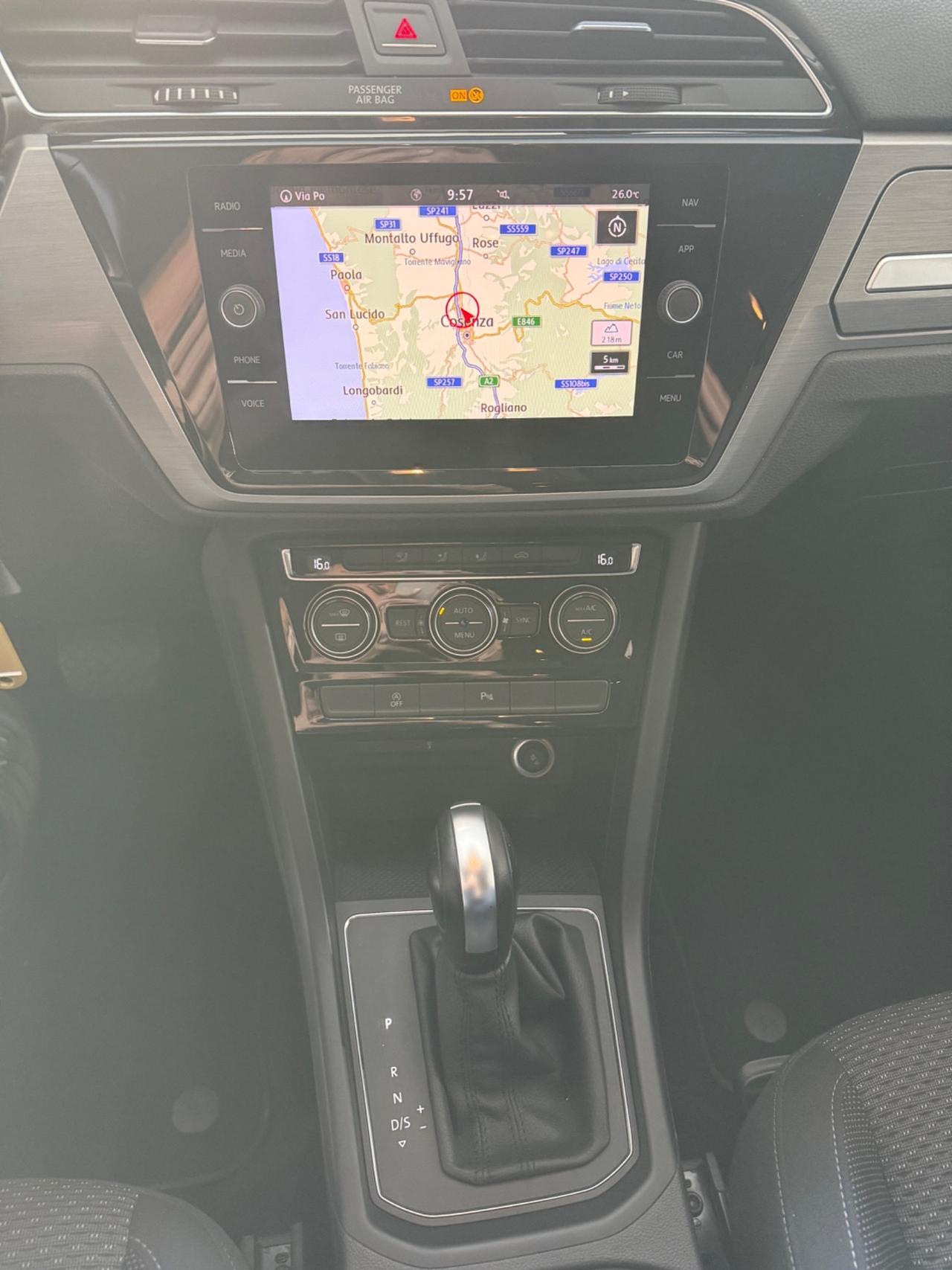 Volkswagen Touran 2.0 TDI DSG 2020
