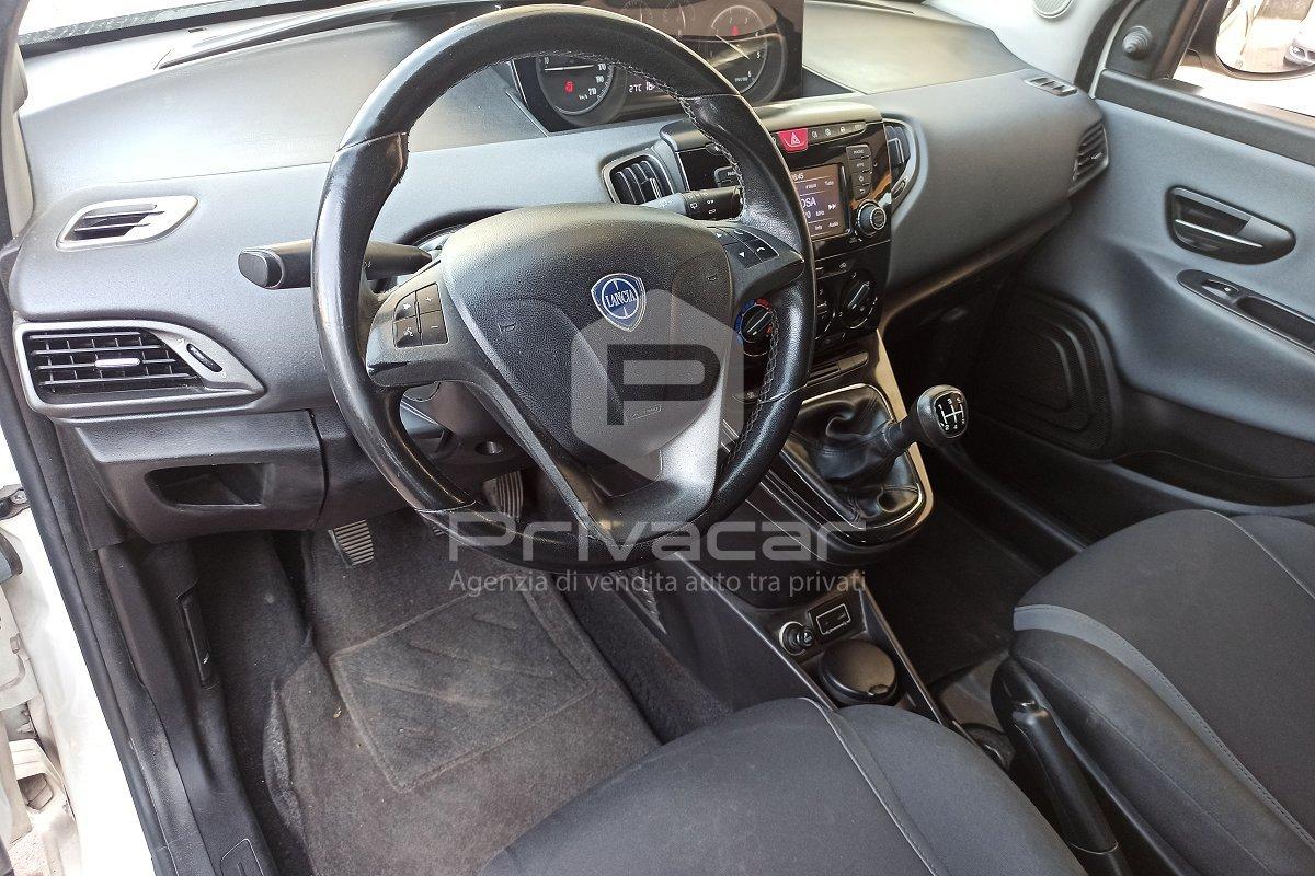 LANCIA Ypsilon 1.3 MJT 16V 95 CV 5 porte S&S Silver