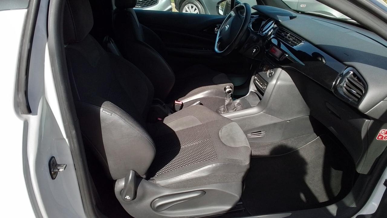 Citroen DS3 3 1.2 VTi 82 Chic