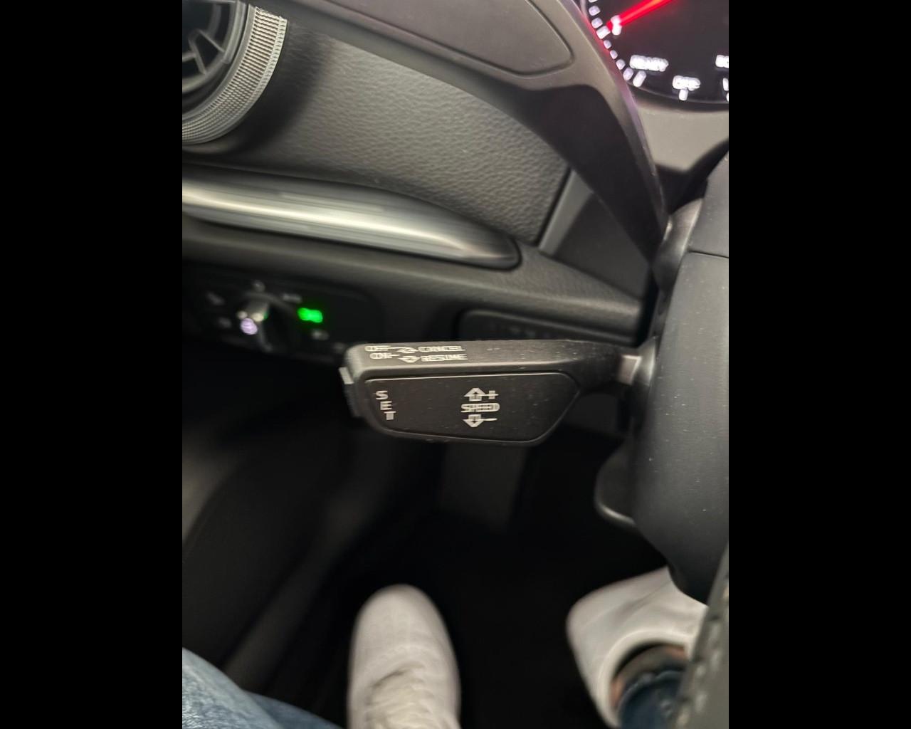 AUDI A3 IV 2020 Sportback - A3 Sportback 40 2.0 tfsi S line editi