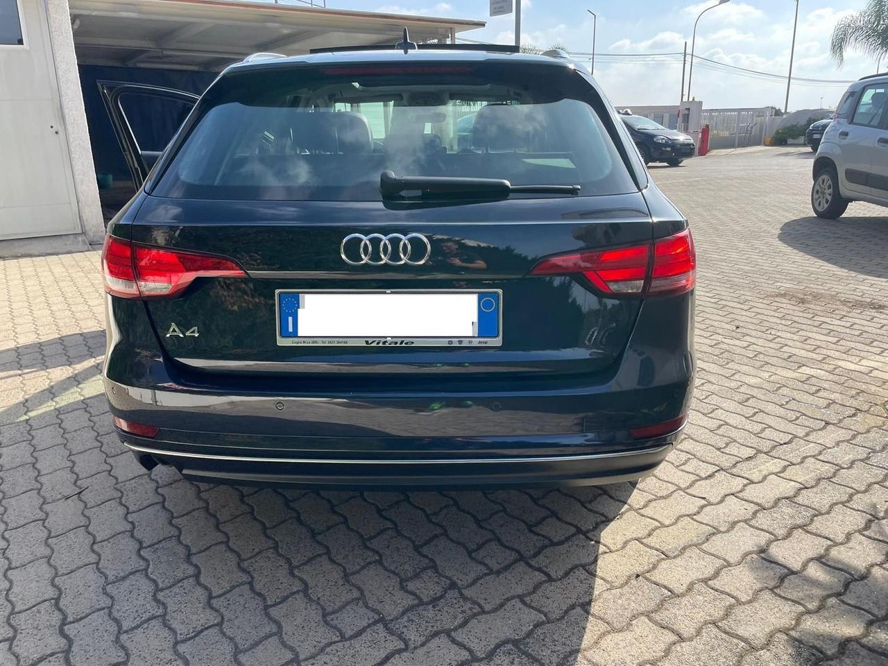 Audi A4 Avant 2.0 TDI 150 CV Tetto/navi/sedili sportivi