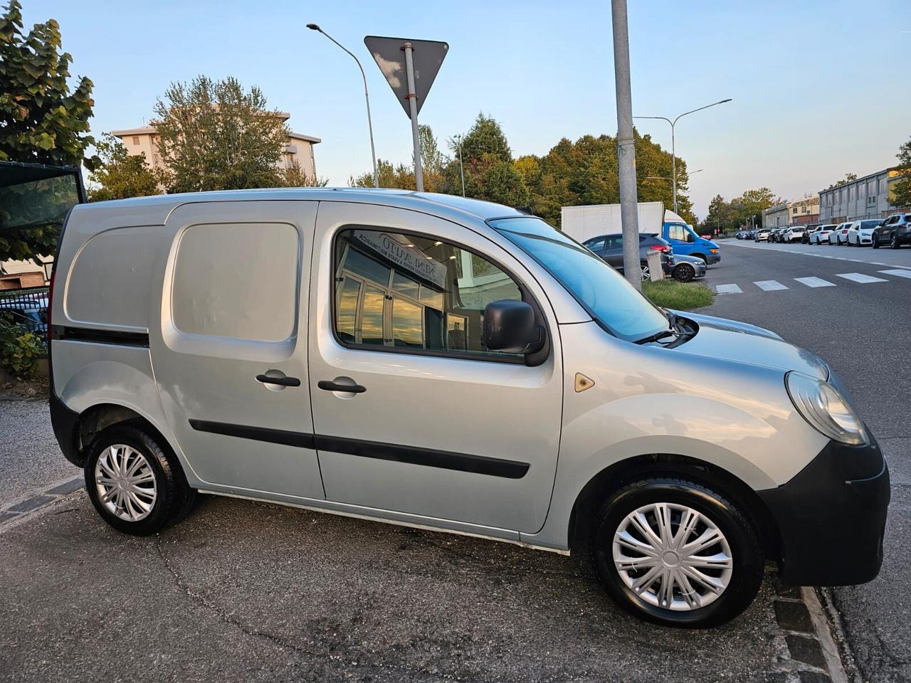 Renault Kangoo 1.5 dCi 75cv Live*Furgonato*Navi*Euro5*