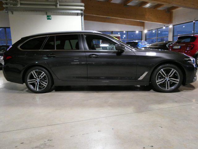 BMW 520 d 48V xDrive Touring Luxury