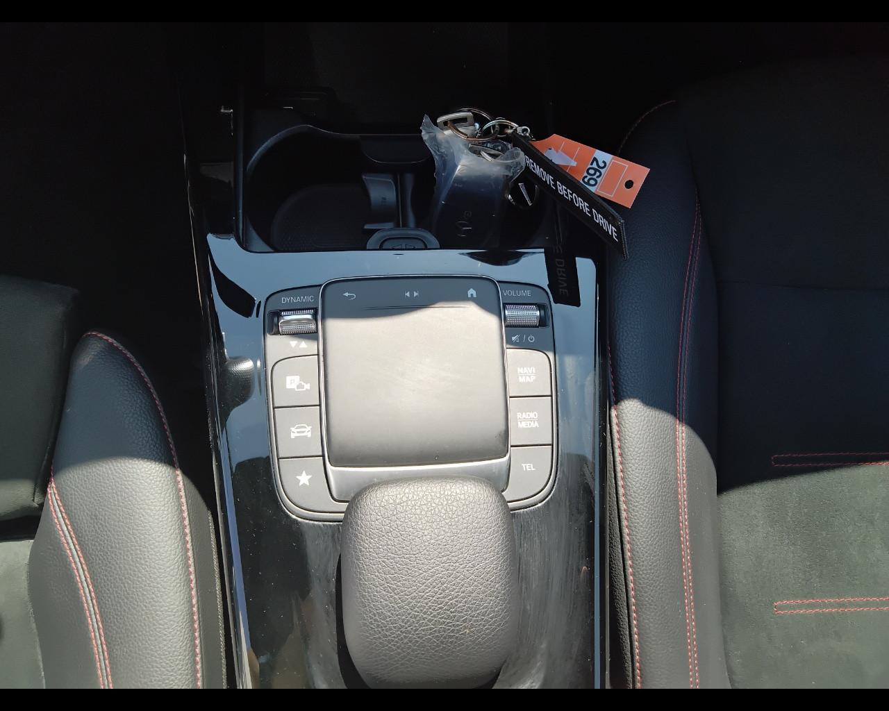 Mercedes-Benz Classe A - W177 2018 - A 180 d Premium auto