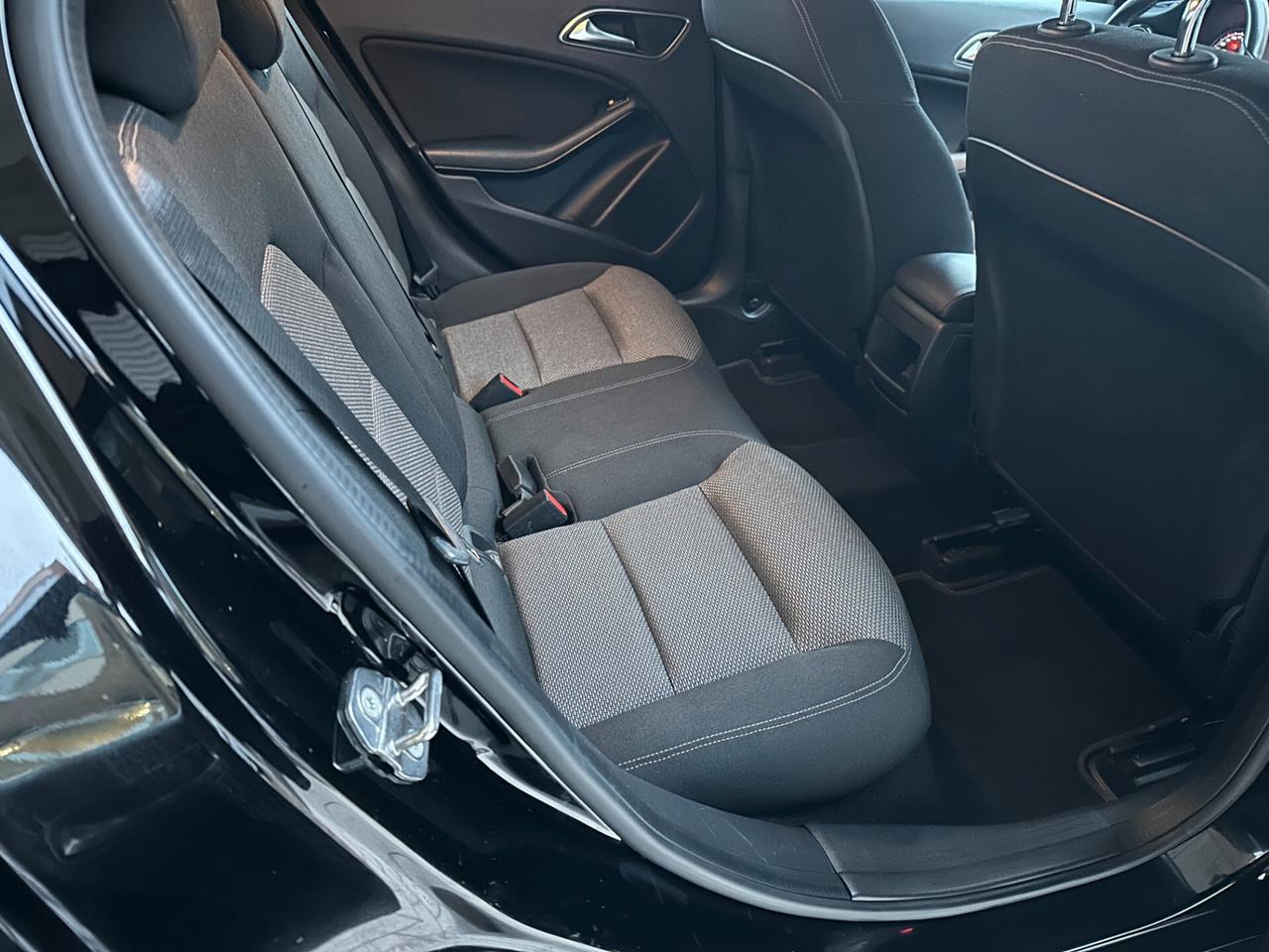 Mercedes-benz GLA 180 d Aut.