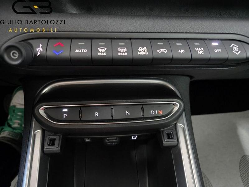 Jeep Avenger e-Hybrid 1.2 MHEV e-Hybrid Turbo Altitude