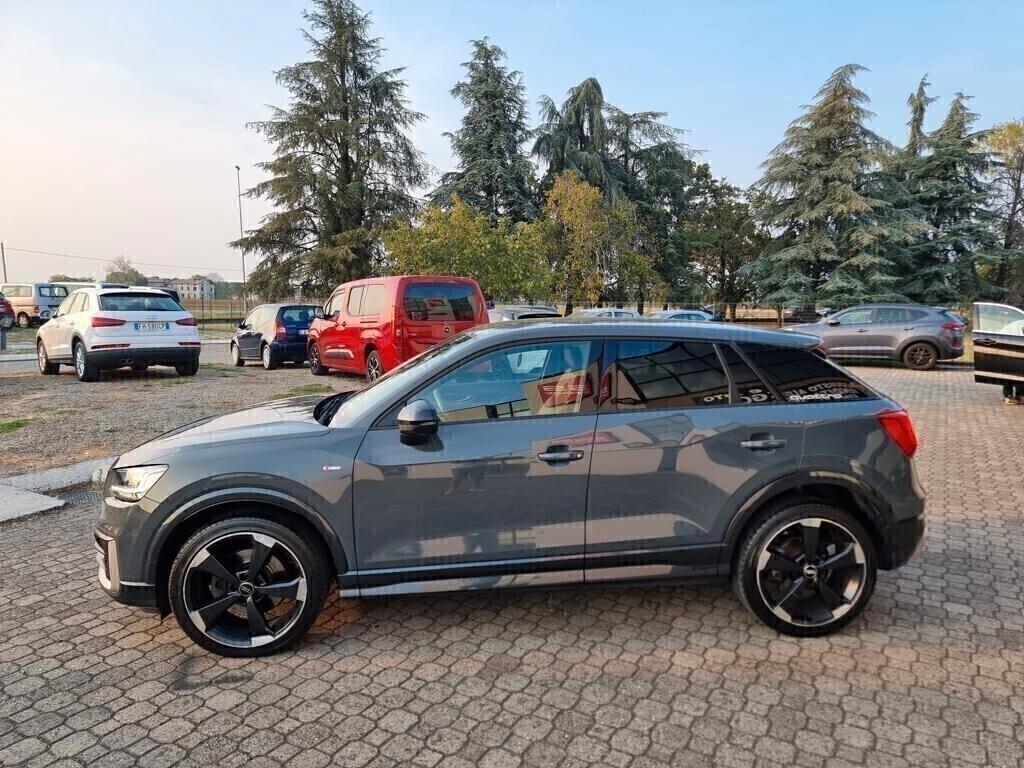 Audi Q2 - 2.0d 4x4 S-line INTERNO ed ESTERNO (35TDI quattro)