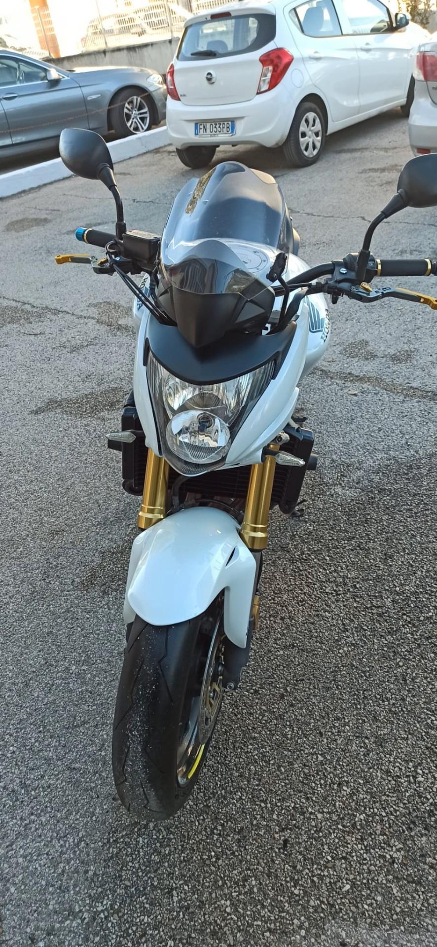 Honda ornet 600