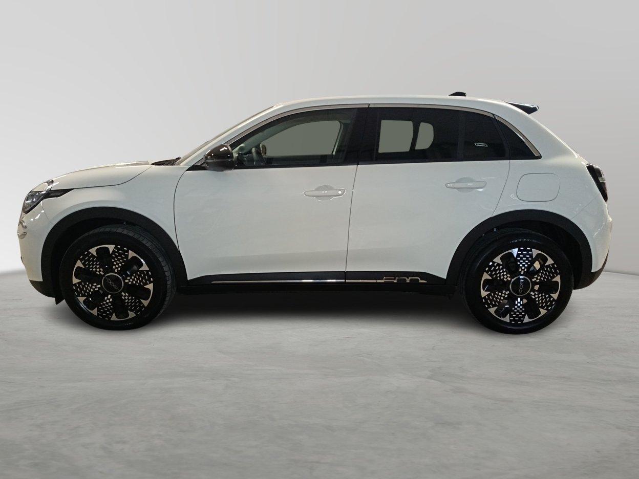 FIAT 600 (2023-->) - 600 Hybrid 110 CV DCT MHEV La Prima