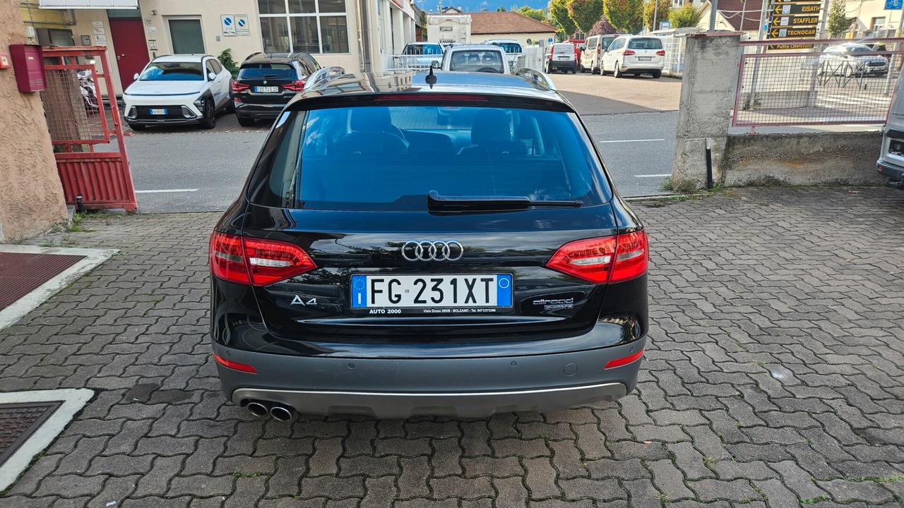 Audi A4 allroad 2.0 tdi Advanced 190c s-tronic NAVY-SED.RISC.PELLE