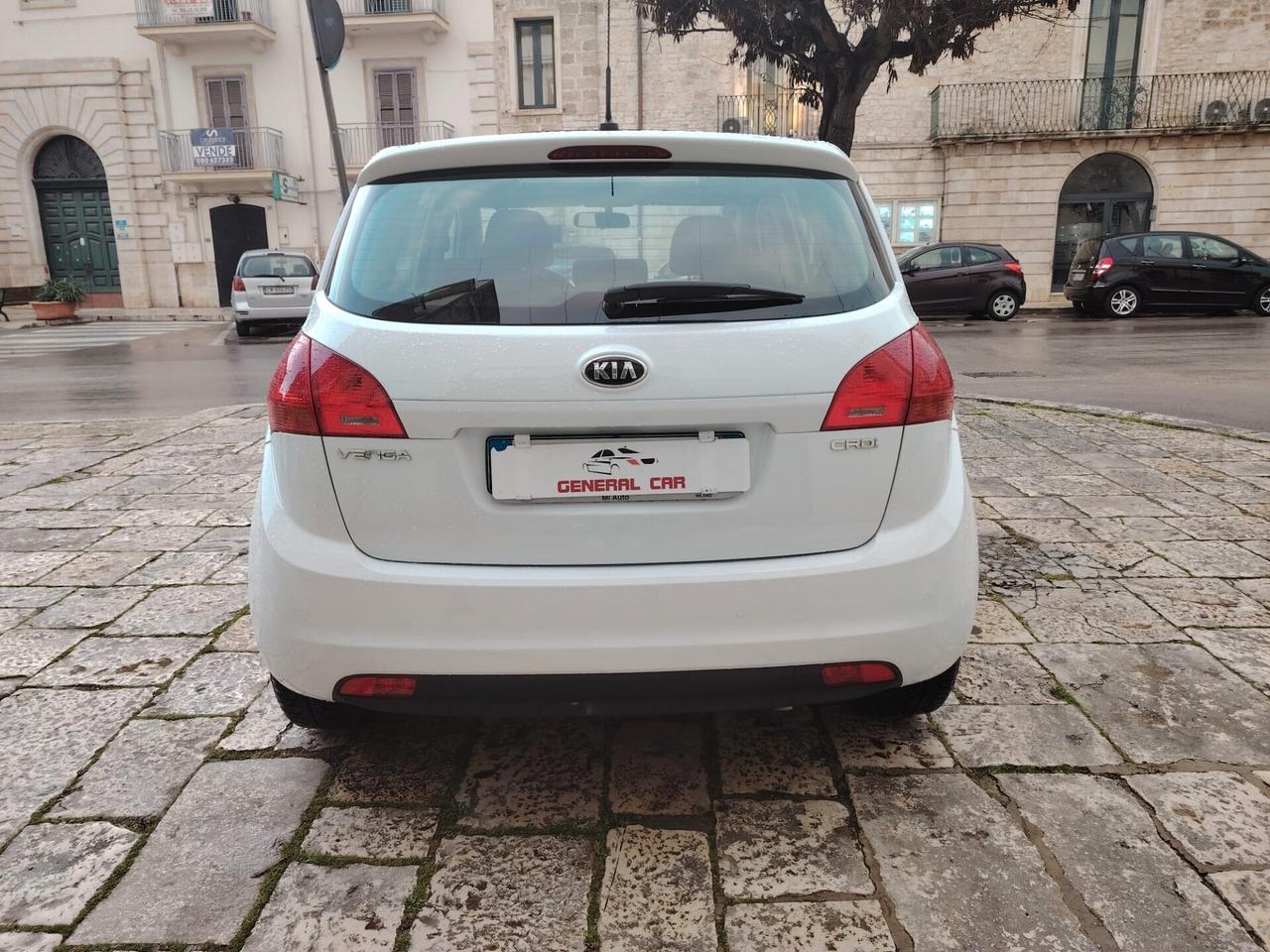 Kia Venga 1.4 CRDi 90CV Cool - TETTO APRIBILE
