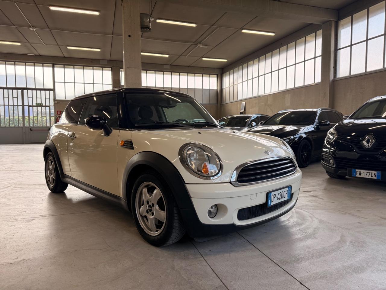 Mini 1.4 16V One Chili