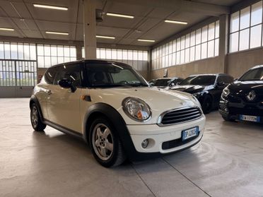 Mini 1.4 16V One Chili