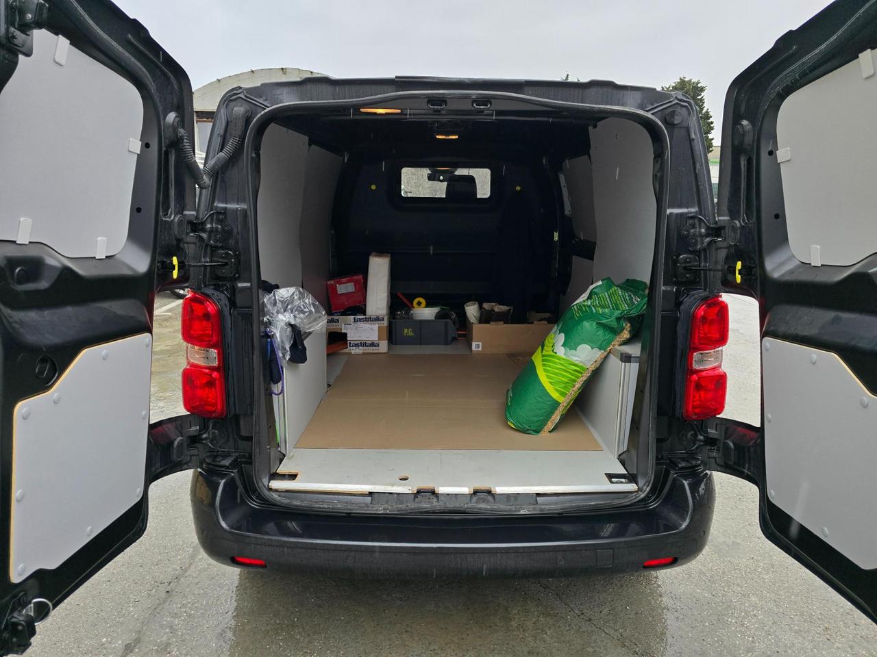 PEUGEOT Expert long 2.0 Bluehdi 180cv S&S eat8