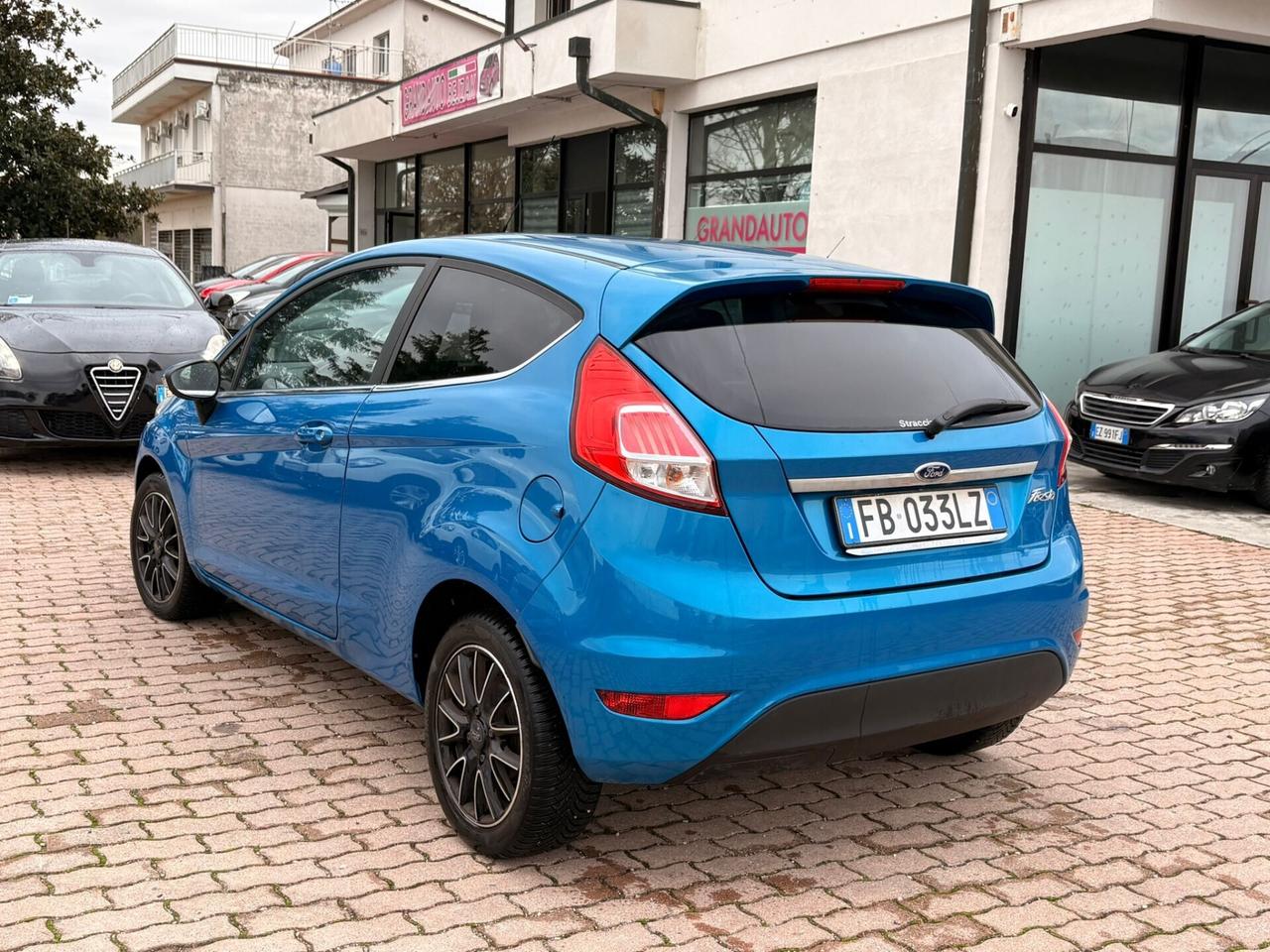 Ford Fiesta 1.4 3 porte Bz.- GPL Black & White Edition