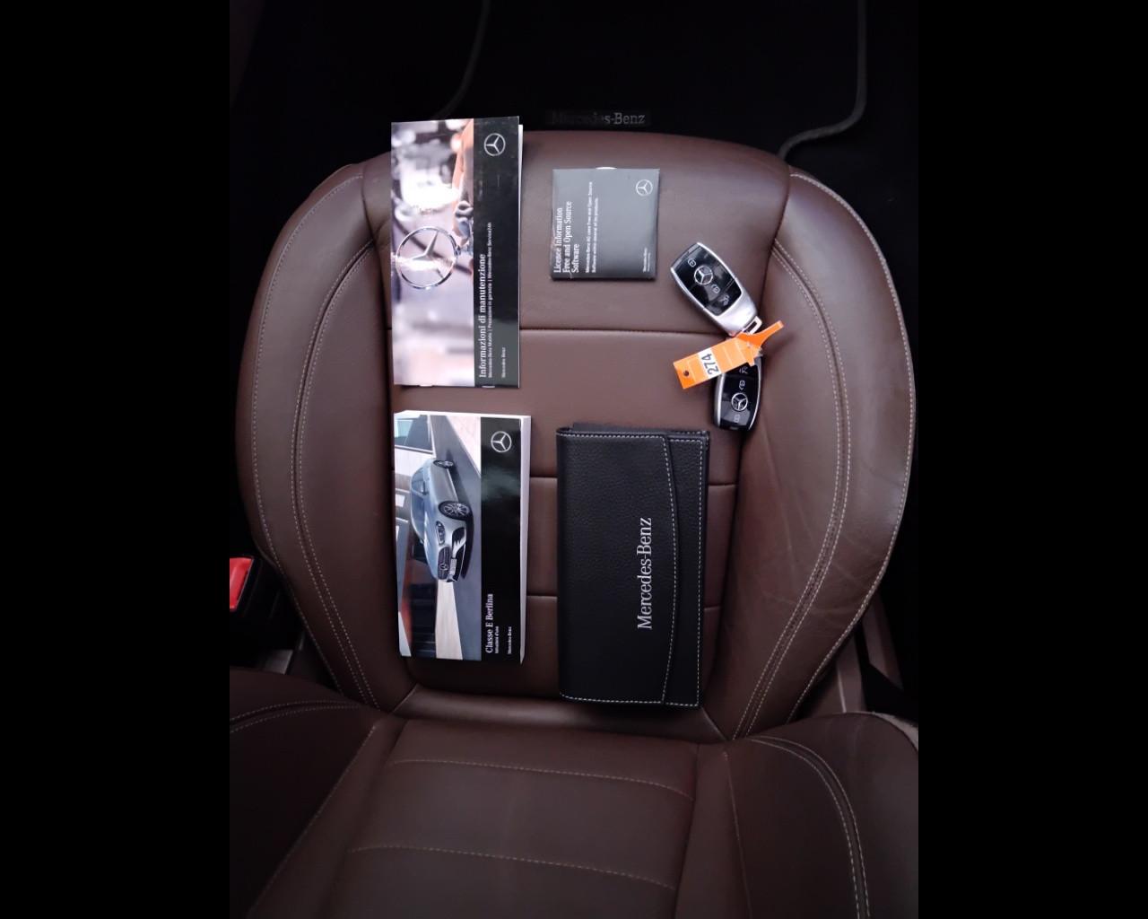 Mercedes-Benz Classe E - W213 Berlina - E 220 d Premium Plus 4matic auto m