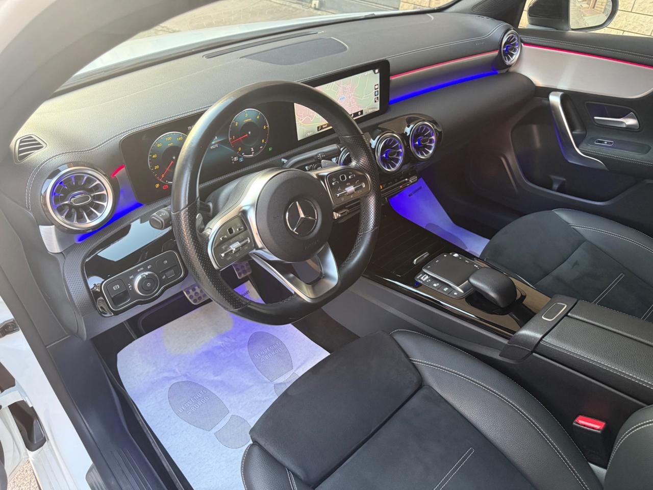 Mercedes-benz A 180 d Automatic Premium night edition