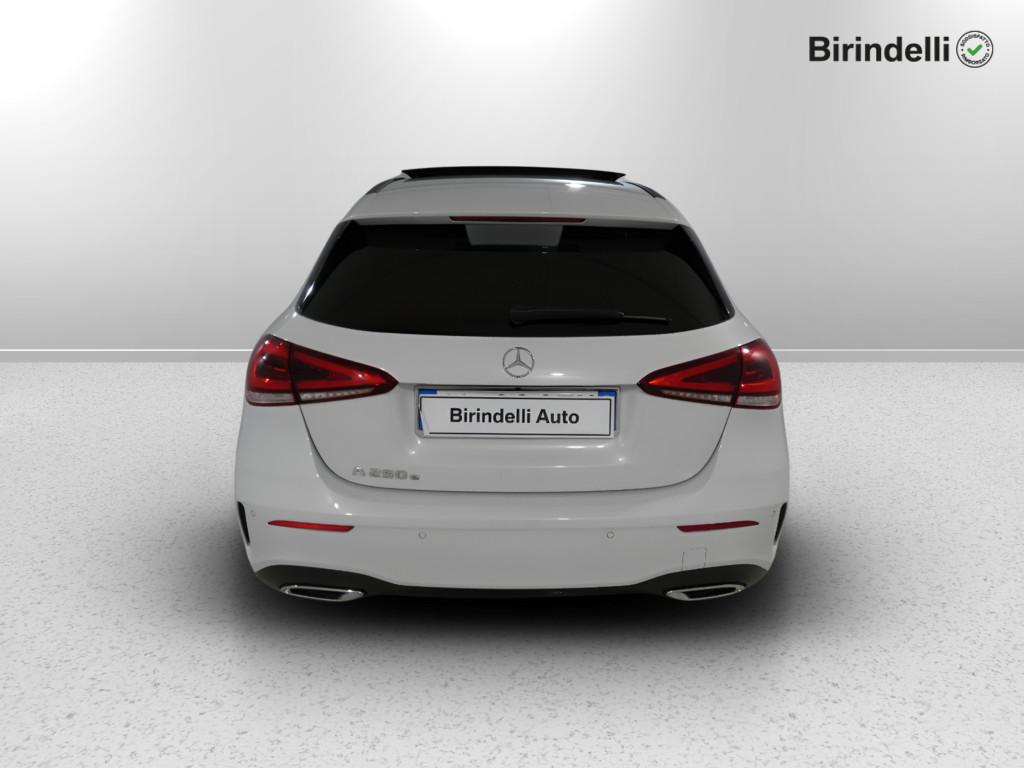 Mercedes-Benz Classe A (W177) - A 250 e hybrid EQ Premium