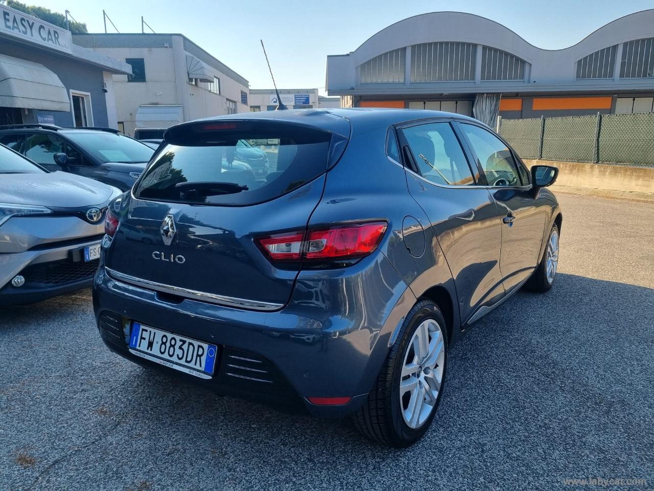 RENAULT Clio dCi 8V 90CV 5p.Moschino Zen