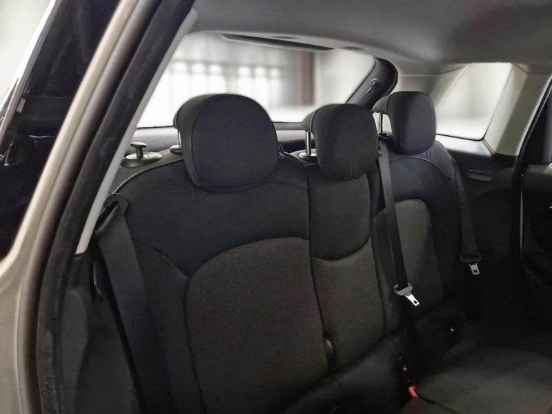 MINI COOPER CLASSIC AUTO 5 PORTE BERLINA