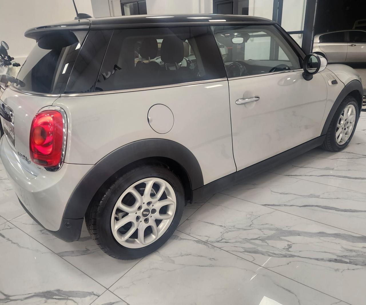 MINI COOPER D