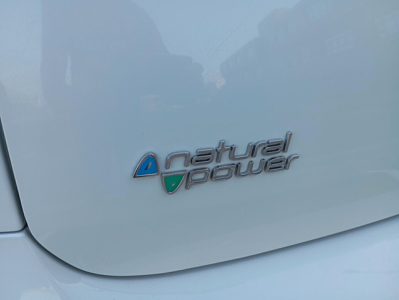 Fiat Punto 1.4 8V 5 porte Natural Power Street