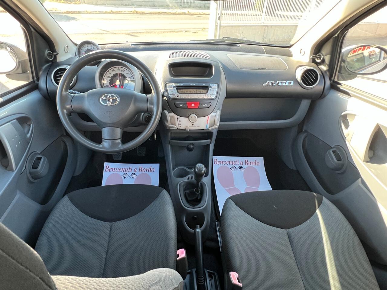 Toyota Aygo 1.0 CONNECT 1 PROPRIETARIO