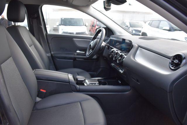 MERCEDES-BENZ GLA 200 d Automatic Business Extra