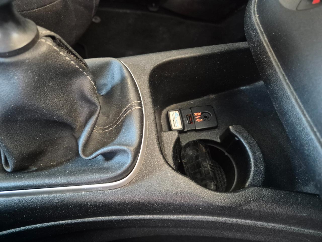 FIAT PUNTO STREET 1.4 GAS METANO NUOVISSIMA DEL 2014