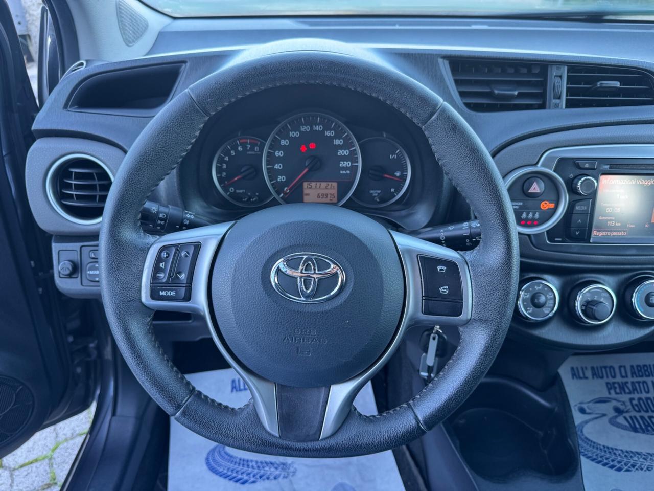 Toyota Yaris 1.0 5 porte Lounge