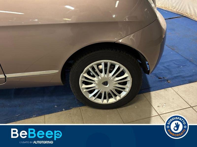 Lancia Ypsilon 1.2 8V PLATINO