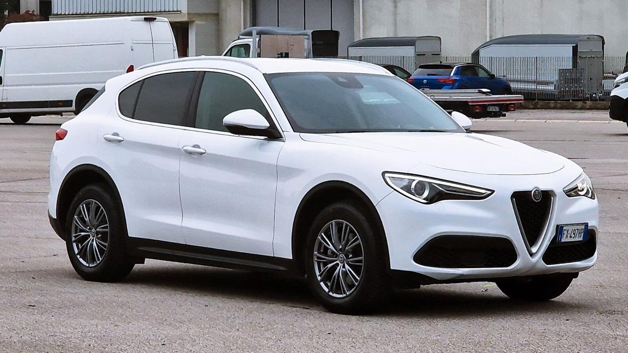 Alfa Romeo Stelvio 2.2 Turbodiesel 190 CV AT8 Q4 B-Tech
