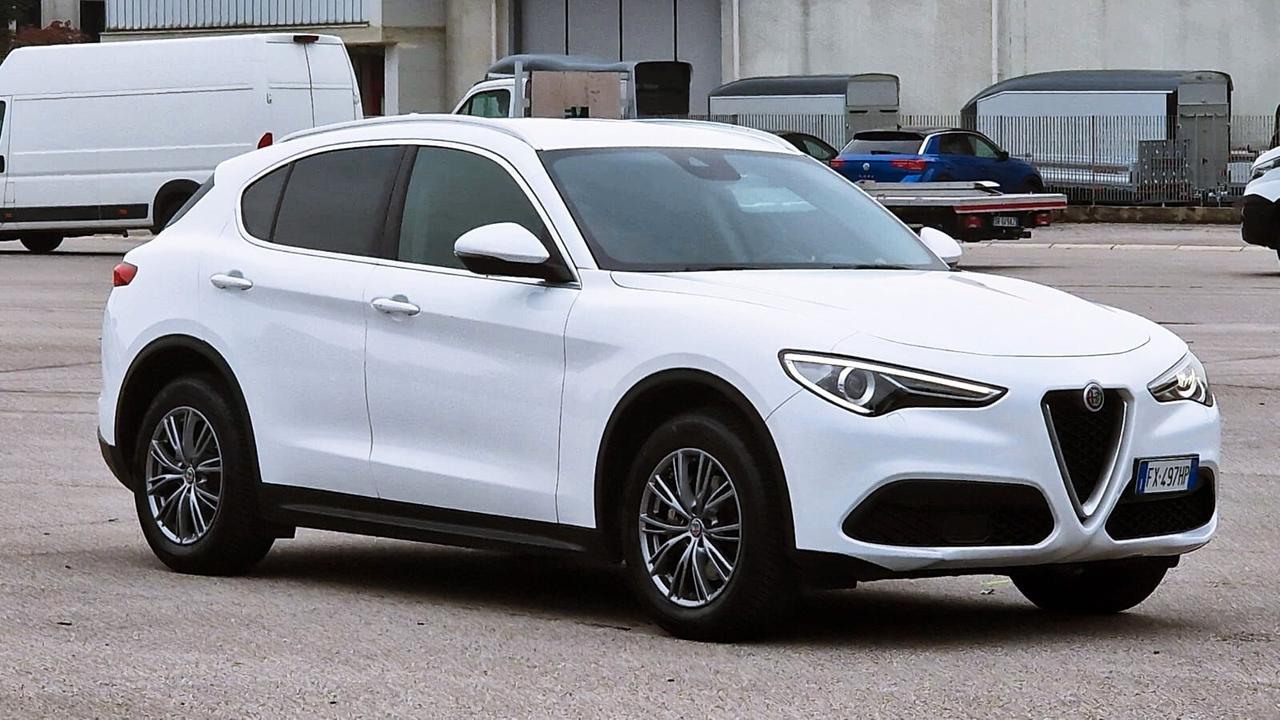 Alfa Romeo Stelvio 2.2 Turbodiesel 190 CV AT8 Q4