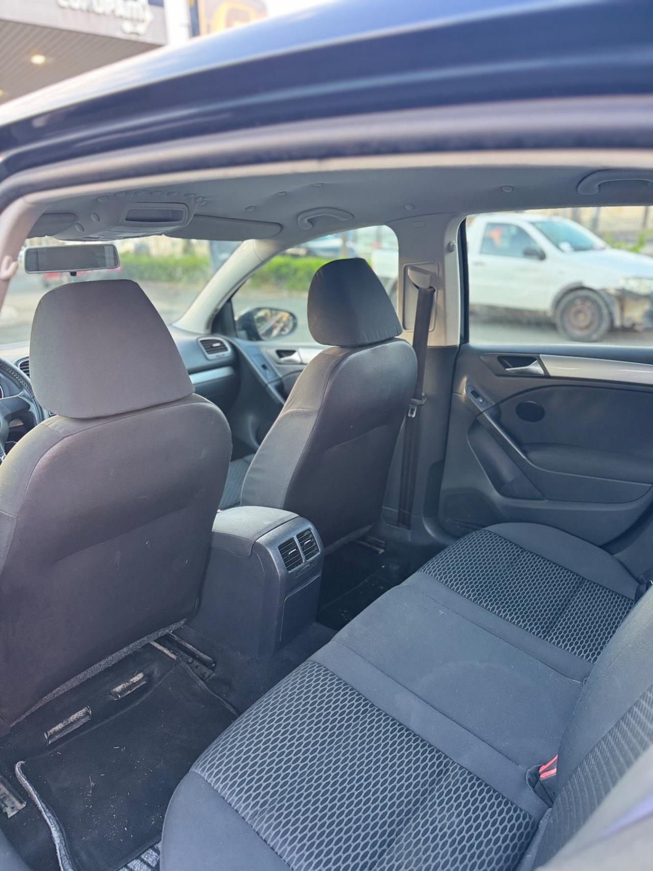 Volkswagen Golf 2.0 TDI 140CV DPF DSG 5p. Highline