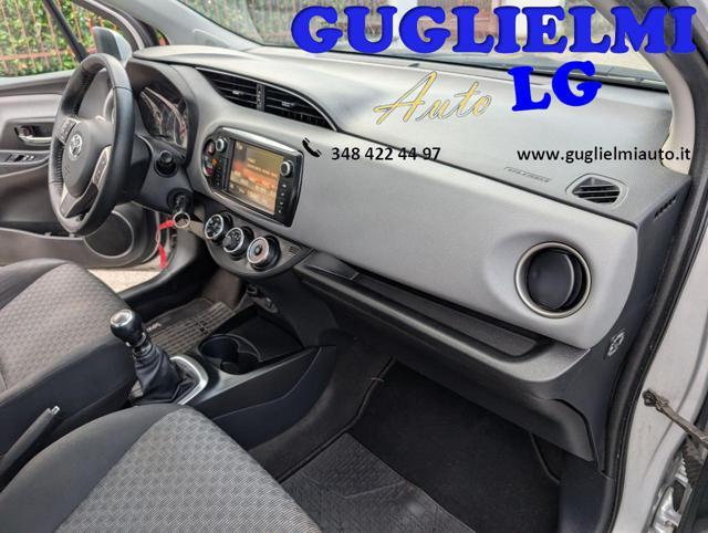TOYOTA Yaris 1.3 5 porte Active Neopatentati