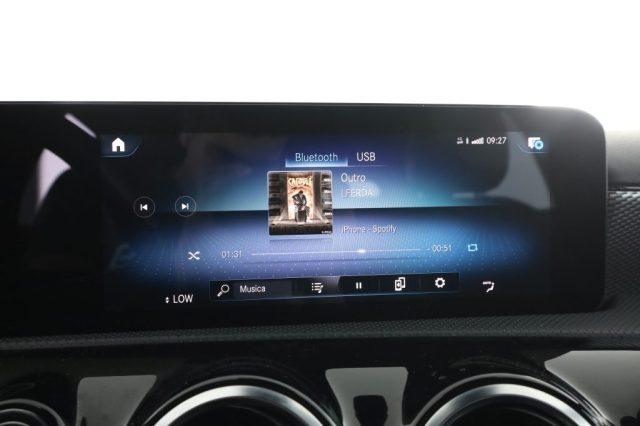 MERCEDES-BENZ A 180 A 200 d Automatic Business Extra