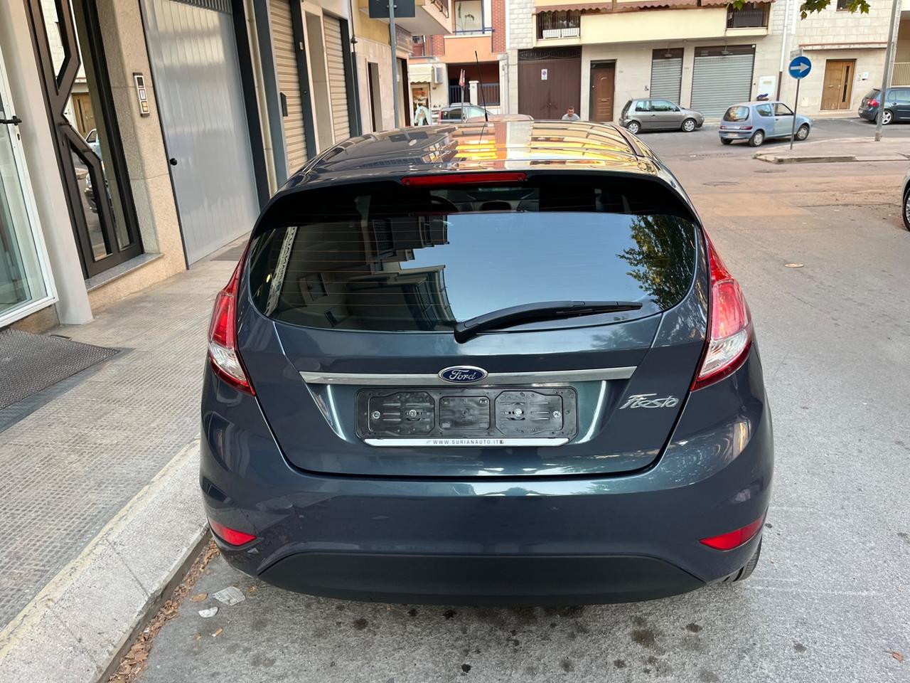 Ford Fiesta 1.5 TDCi 75CV 5 porte Titanium