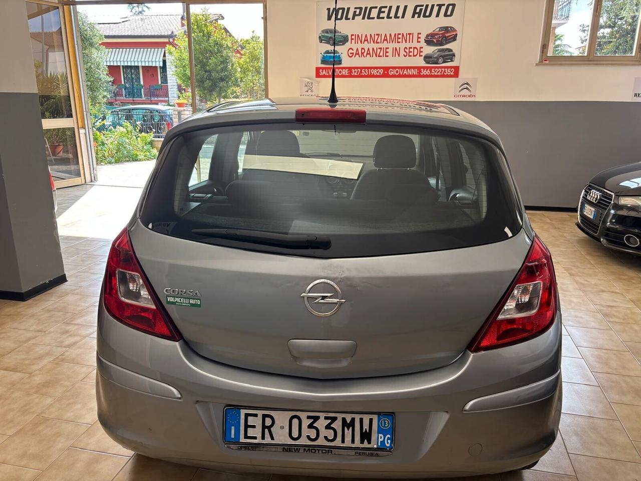 OPEL CORSA ANNO 2013 BZ GPL ADATTA NEOPATENTATI KM 72 MILA