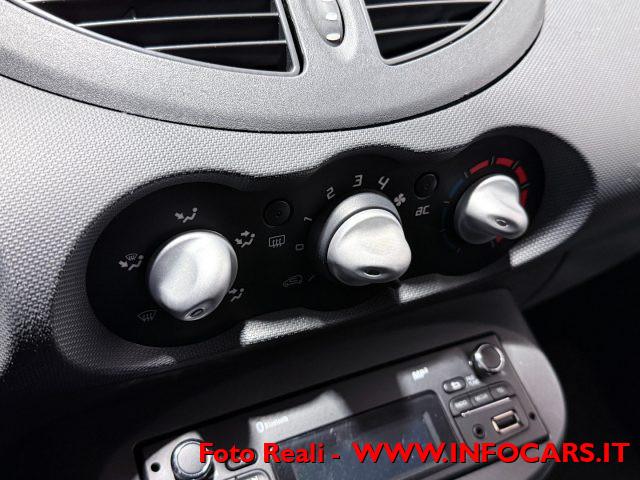 RENAULT Twingo 1.2 75 CV Autenthique - NEOPATENTATI