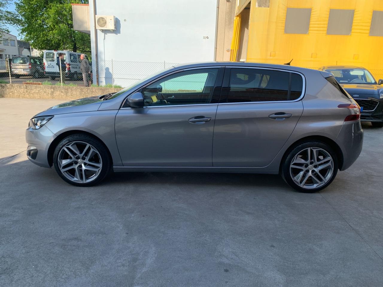 Peugeot 308 BlueHDi 120
